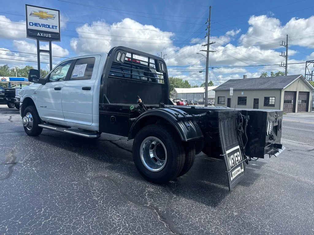 Used 2024 White Ram Big Horn image 5