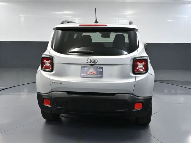 2017 Jeep Renegade Latitude - Photo 6