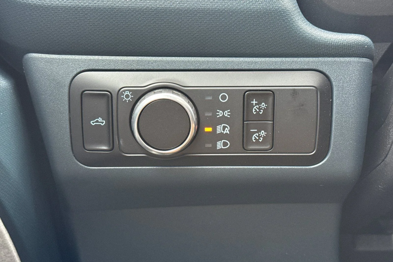 New 2026 Azure Gray Metallic Tri-Coat Ford XLT image 28