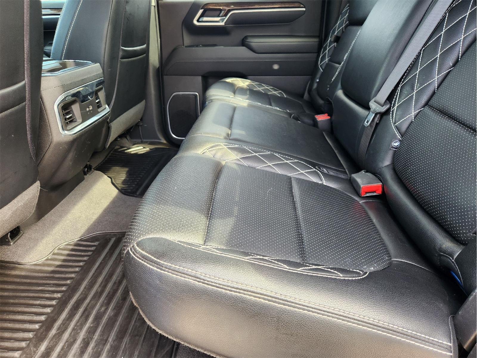 2022 GMC Sierra 1500 photo 30 of 33