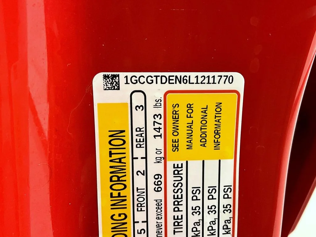 Certified Used 2020 Red Chevrolet Z71 image 25
