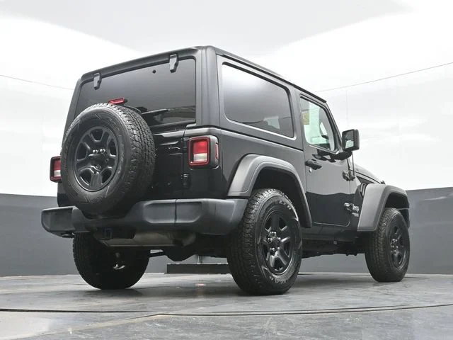 Used 2021 Black Jeep Sport image 26