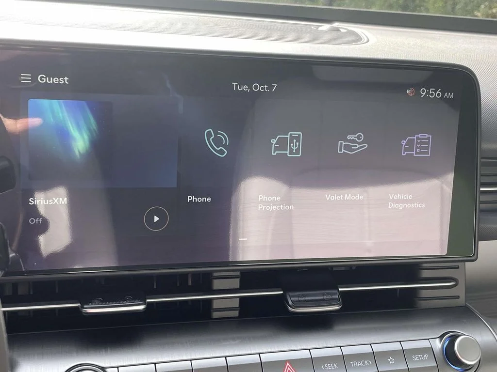 New 2026 White Hyundai SEL Premium image 25