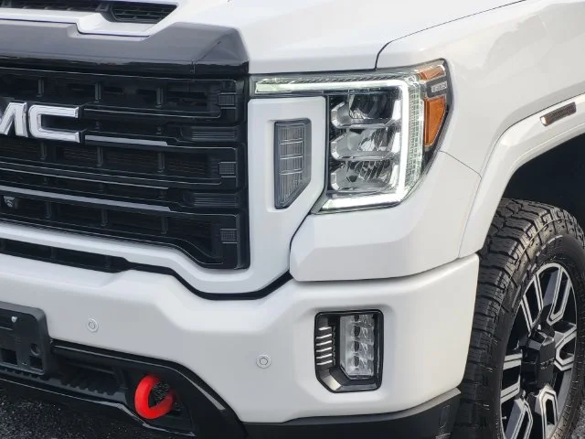 Used 2021 White GMC AT4 image 7