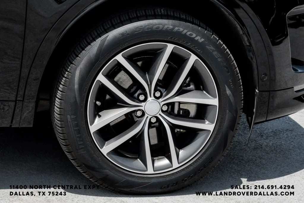 Used 2025 Black Land Rover S image 57