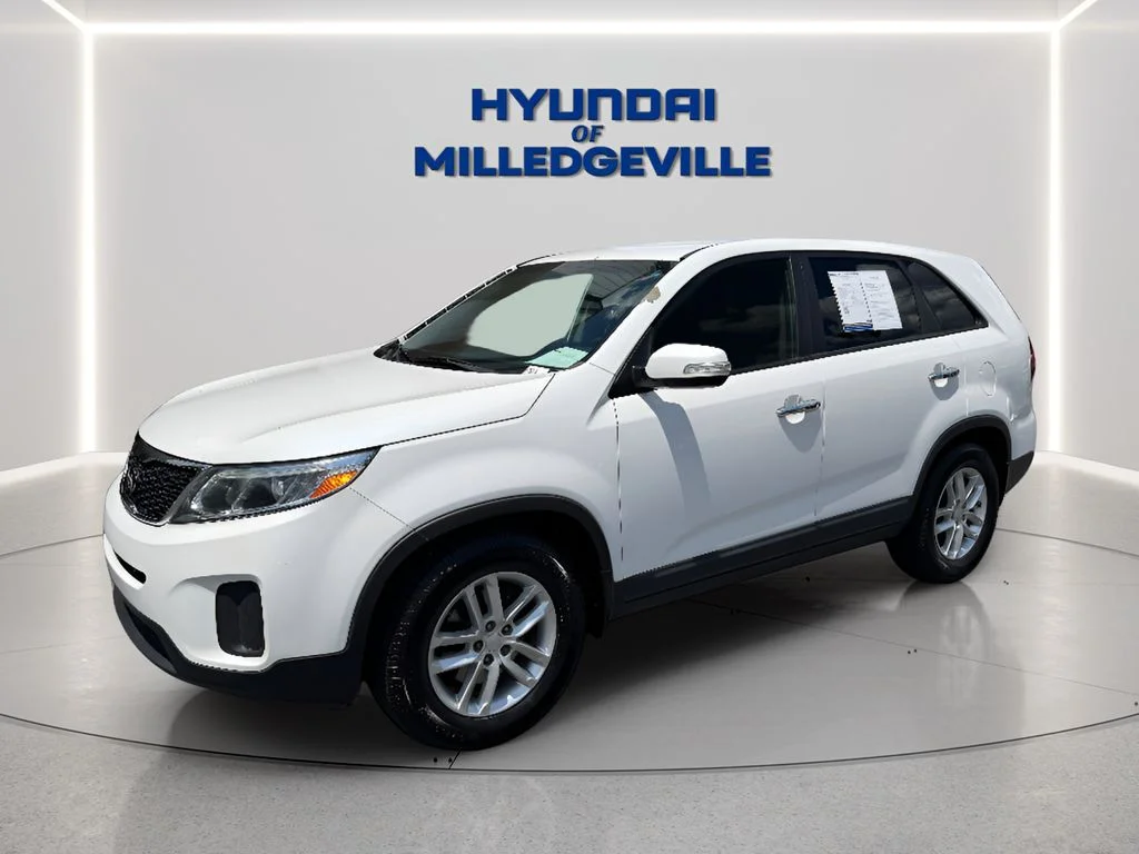 Used 2014 Kia Sorento LX with VIN 5XYKT3A66EG525151 for sale in Milledgeville, GA