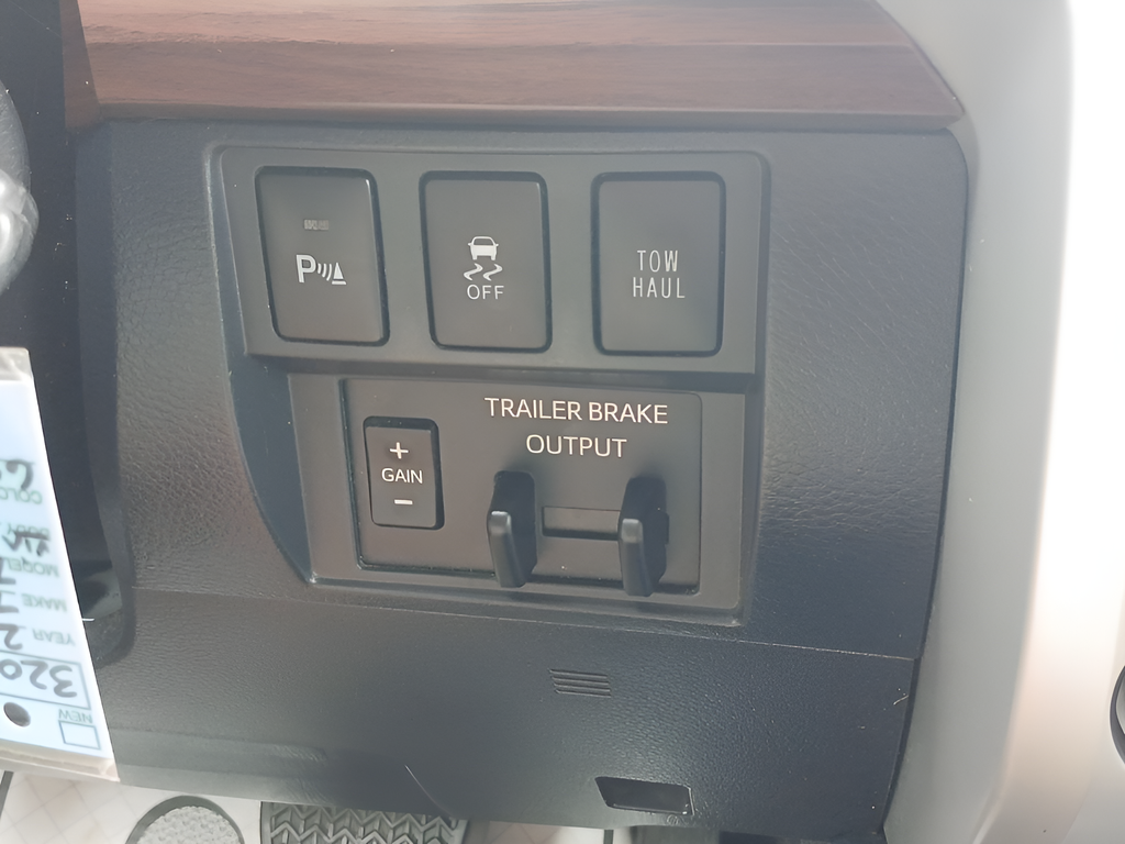 Used 2018 Red Toyota Limited image 20