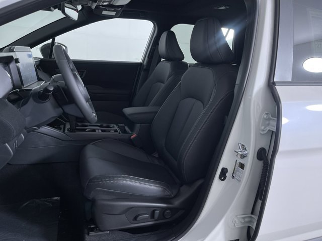 New 2026 CRYSTAL WHITE PEARL Subaru Limited image 14