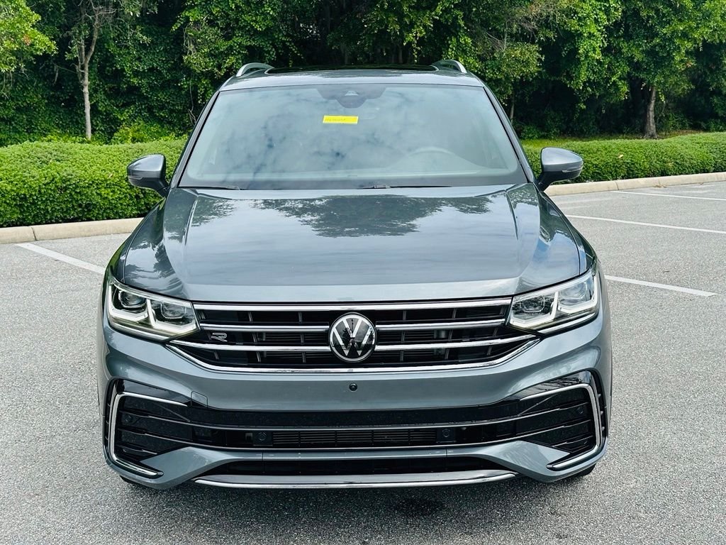 Used 2023 Gray Volkswagen 2.0T SEL R-Line image 8