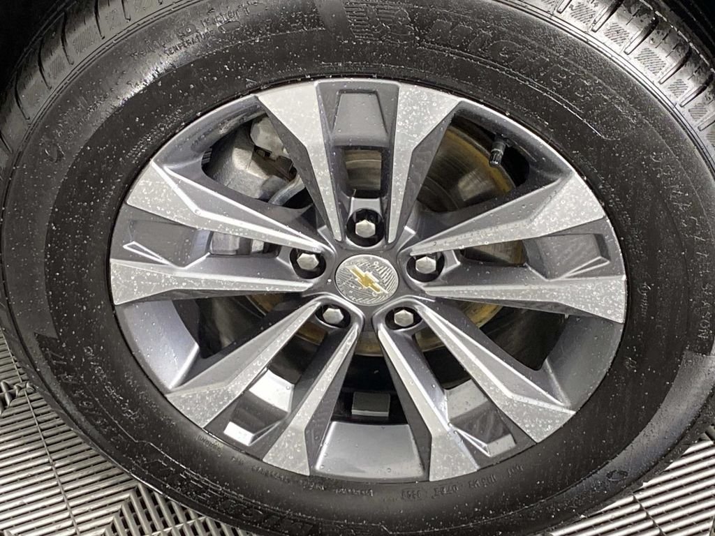 Used 2025 Black Chevrolet LT image 27