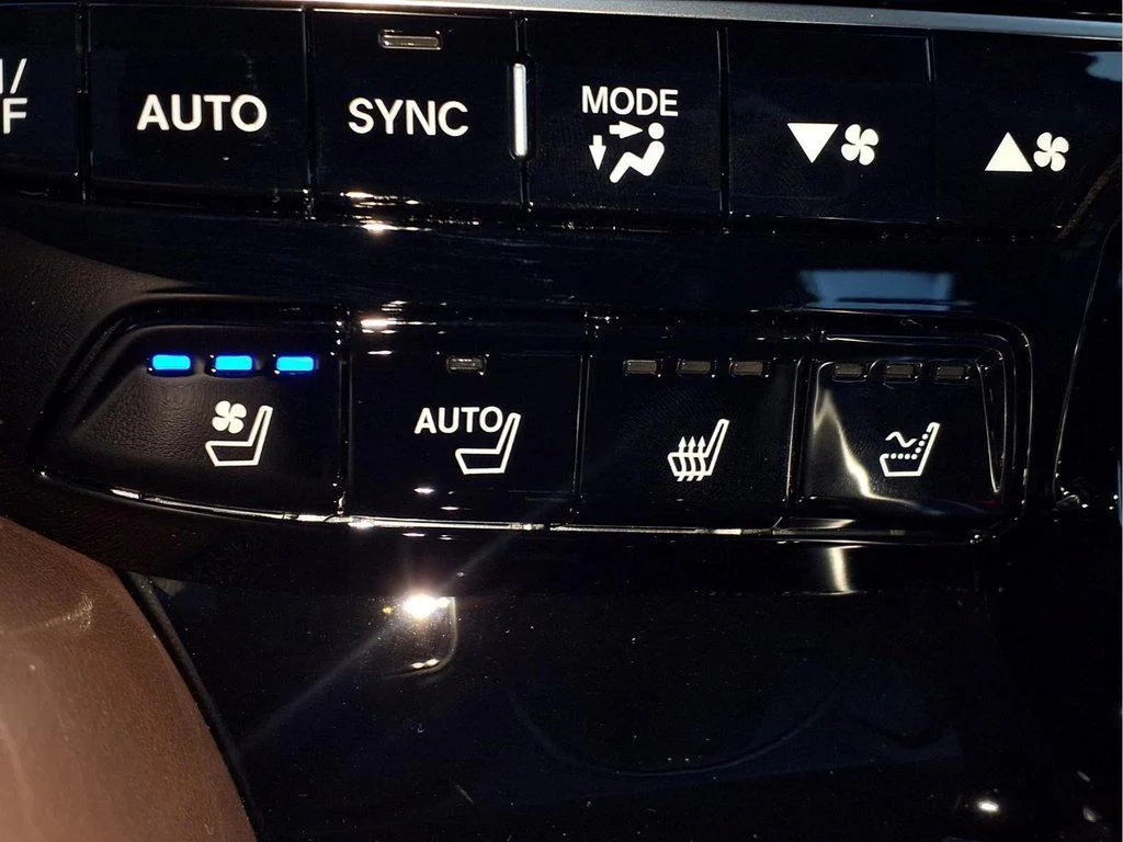 New 2026 Platinum White Pearl Acura Advance Package image 18