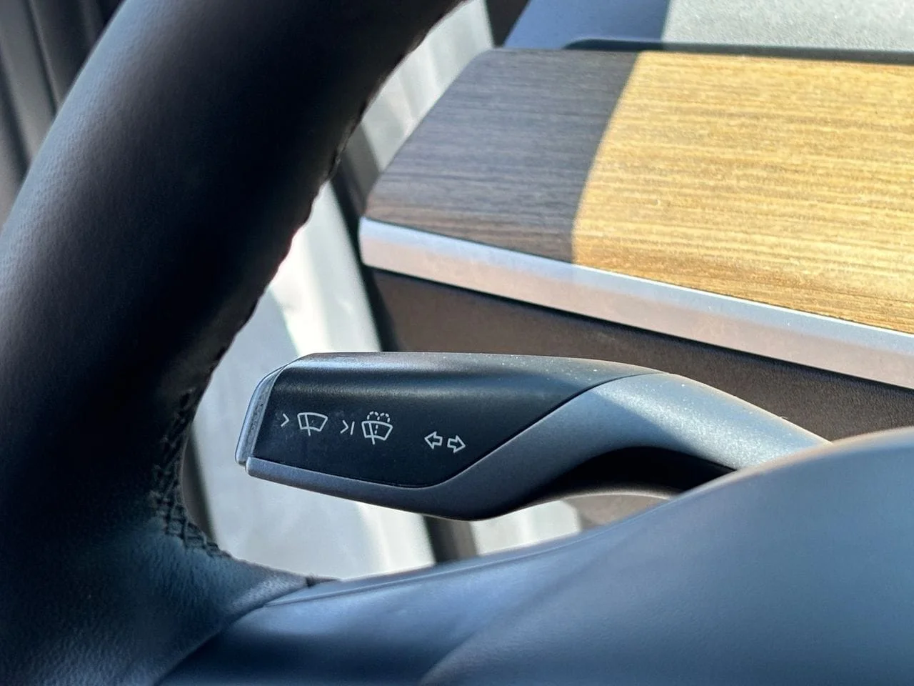2022 Tesla Model Y Long Range - Photo 21
