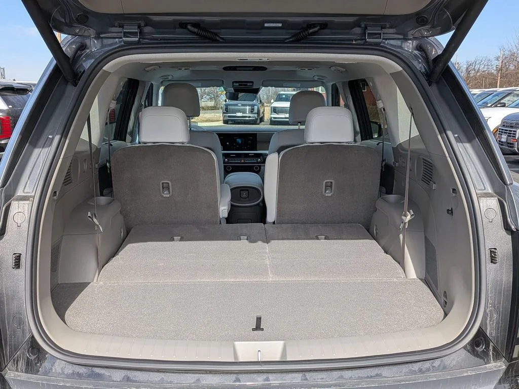 New 2026 Gray Hyundai Limited image 29