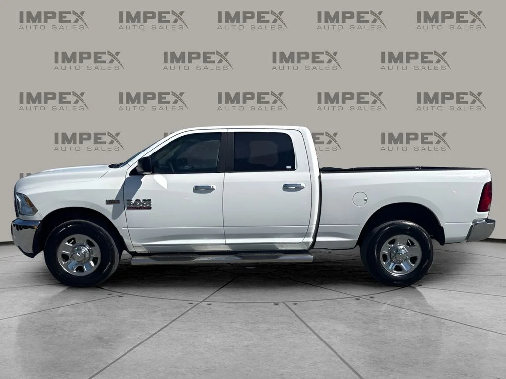 Used 2014 White Ram SLT image 2