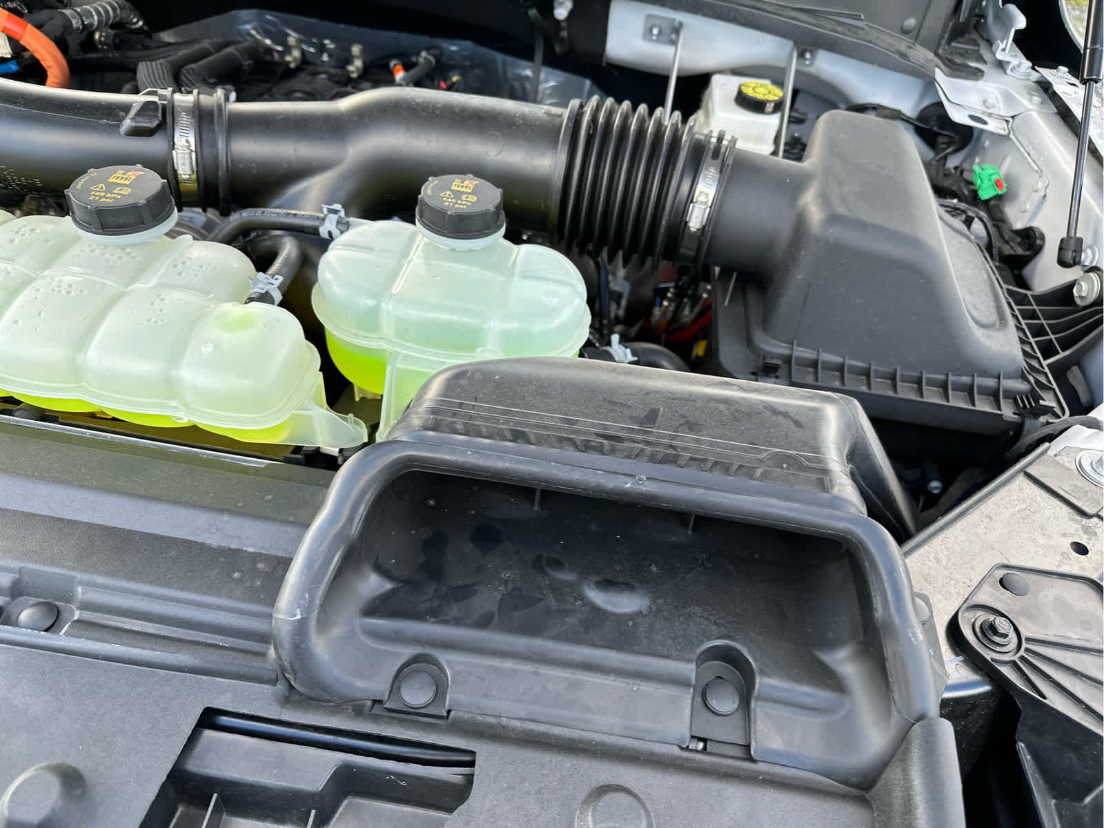 2025 Ford F-150 XLT - Photo 22