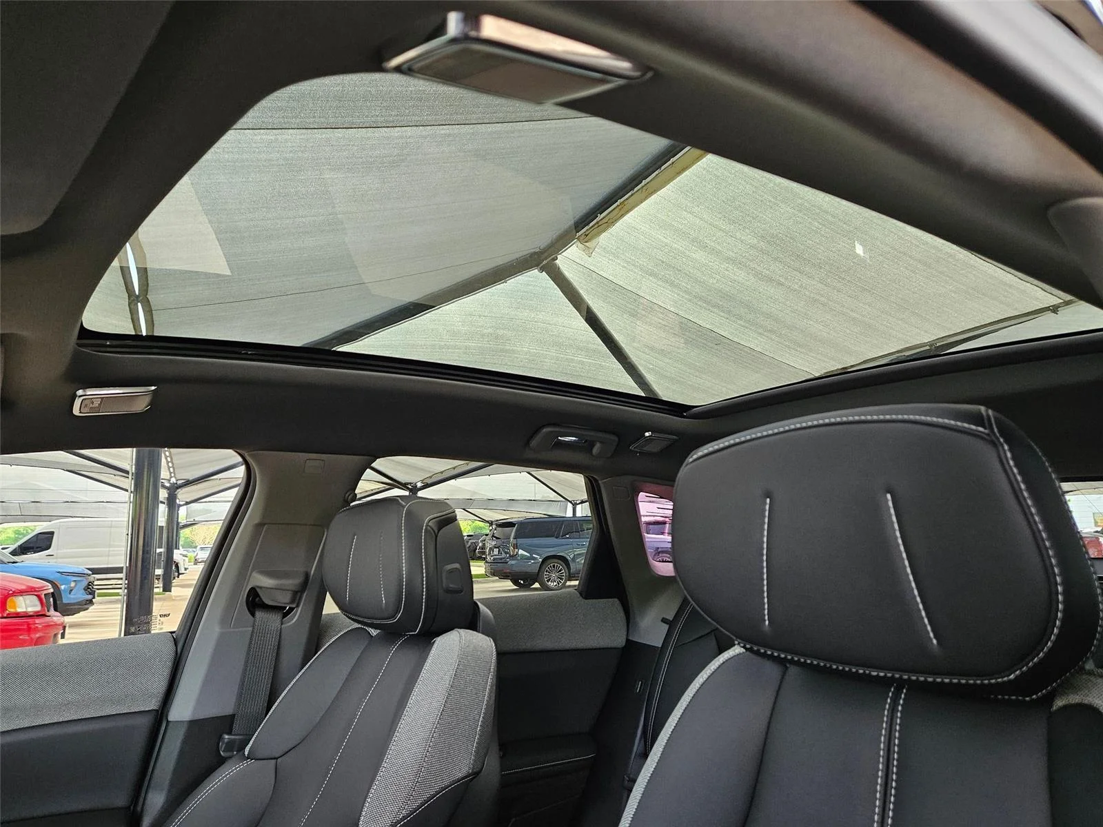 2026 Cadillac OPTIQ Sport - Photo 7