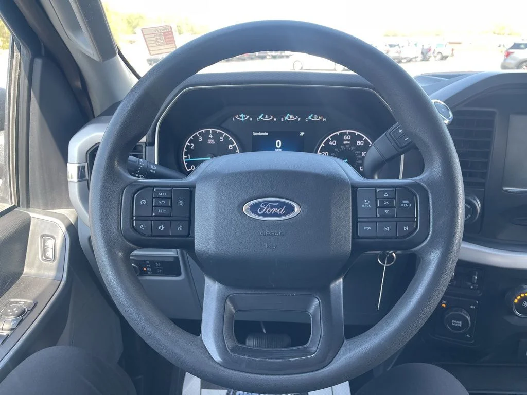 Used 2022 Silver Ford XLT image 27