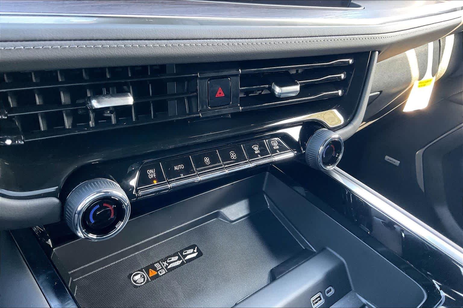 2026 Chevrolet Tahoe Z71 - Photo 19