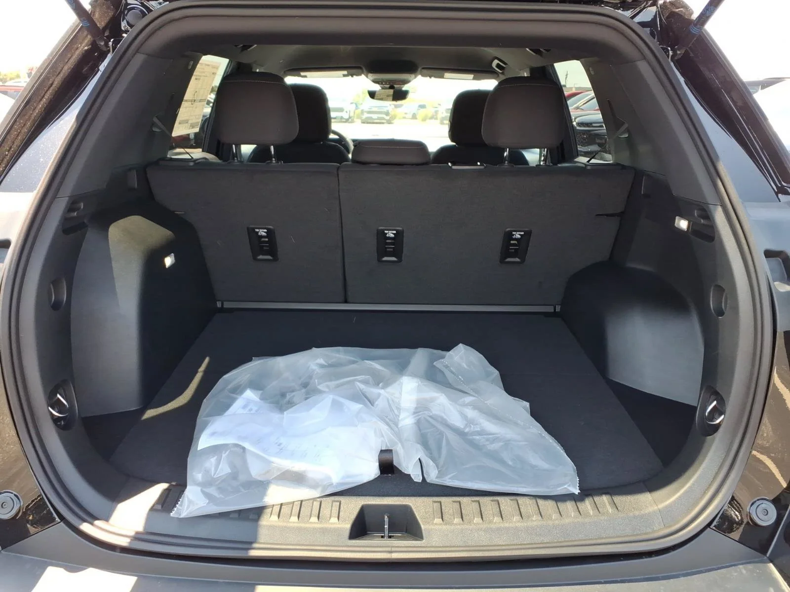 New 2026 Mosaic Black Metallic Chevrolet LT image 17