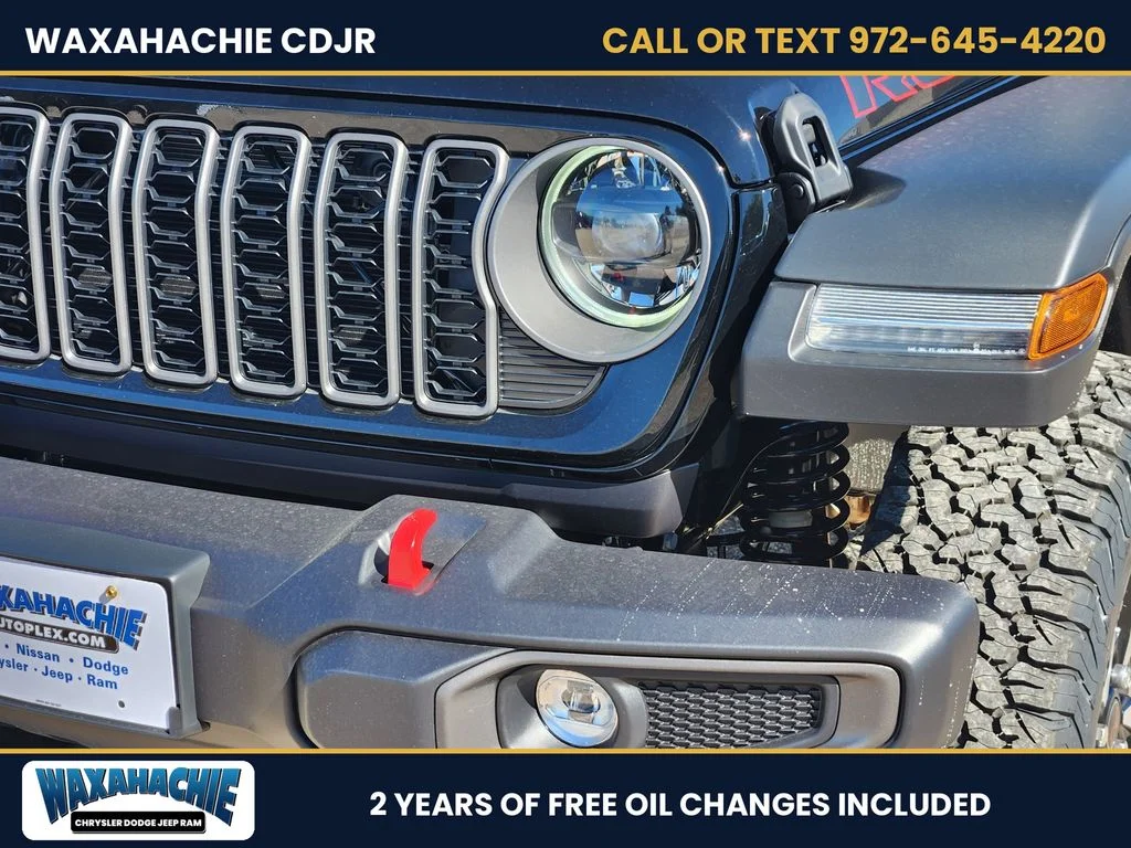 New 2026 Black Clear-Coat Exterior Paint Jeep Rubicon image 6