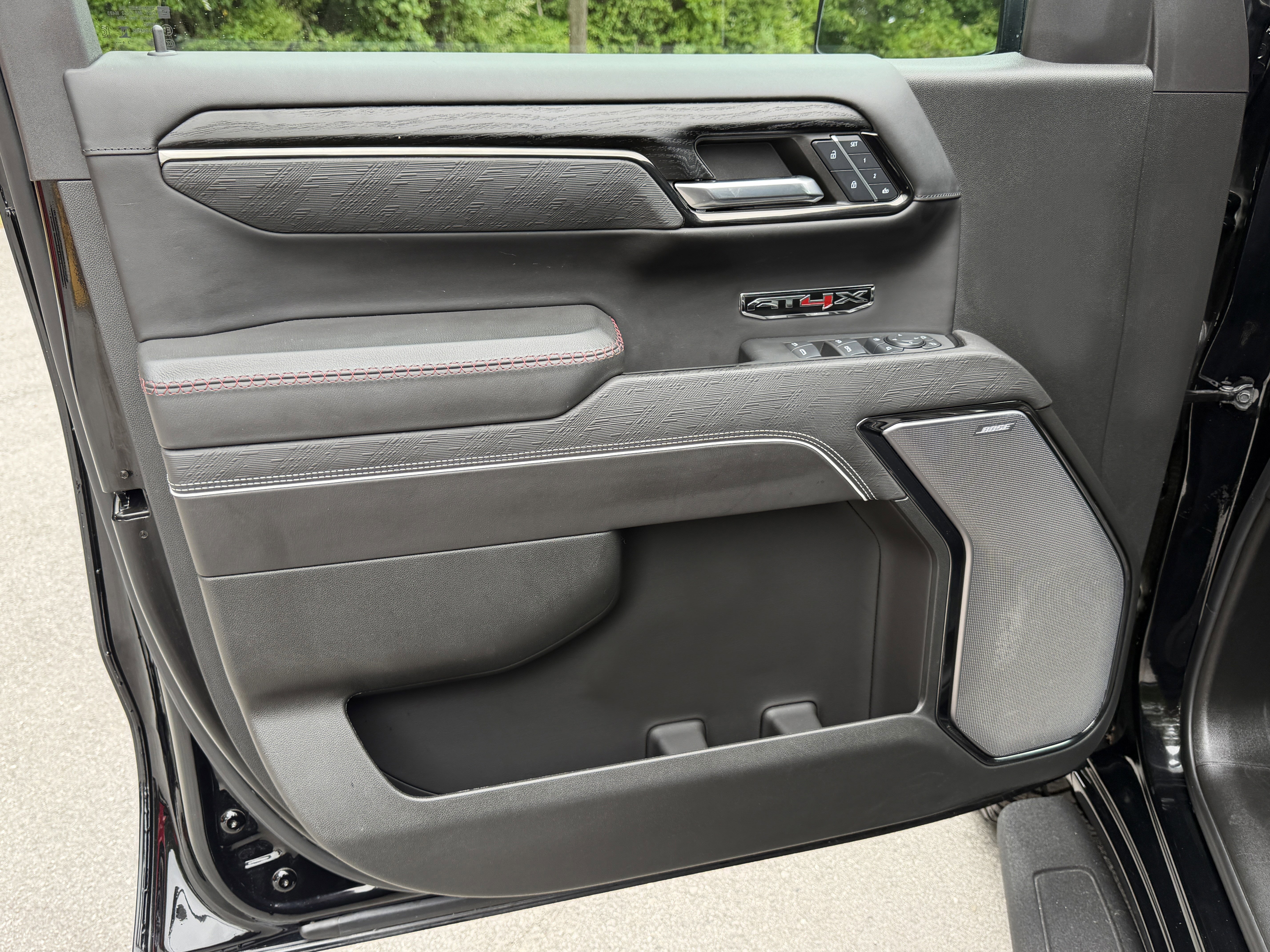 2024 GMC Sierra 1500 AT4X - Photo 16