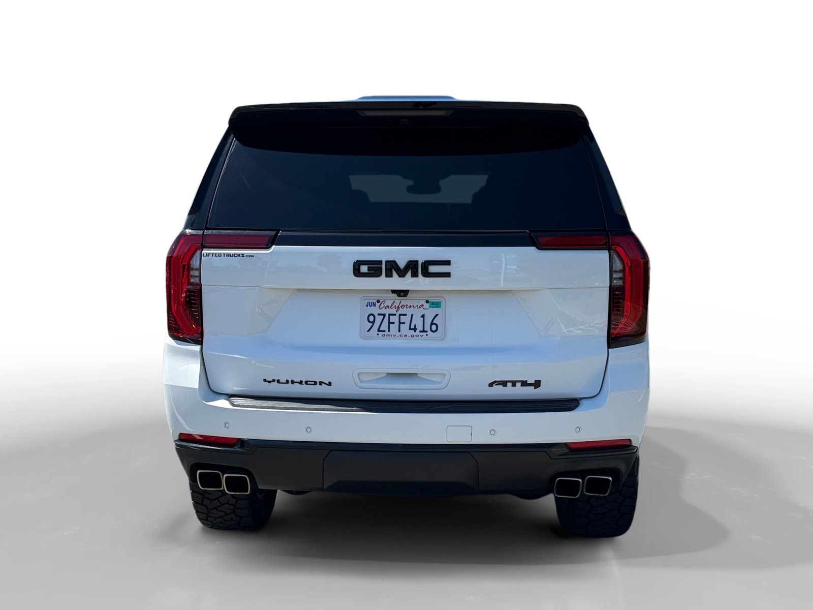 Used 2025 Summit White GMC AT4 image 4