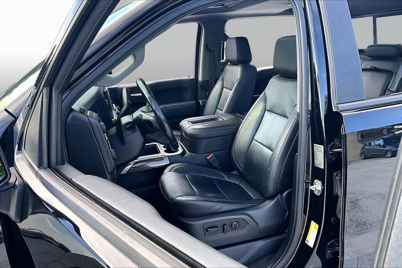Used 2019 Black Chevrolet LT Trail Boss image 8