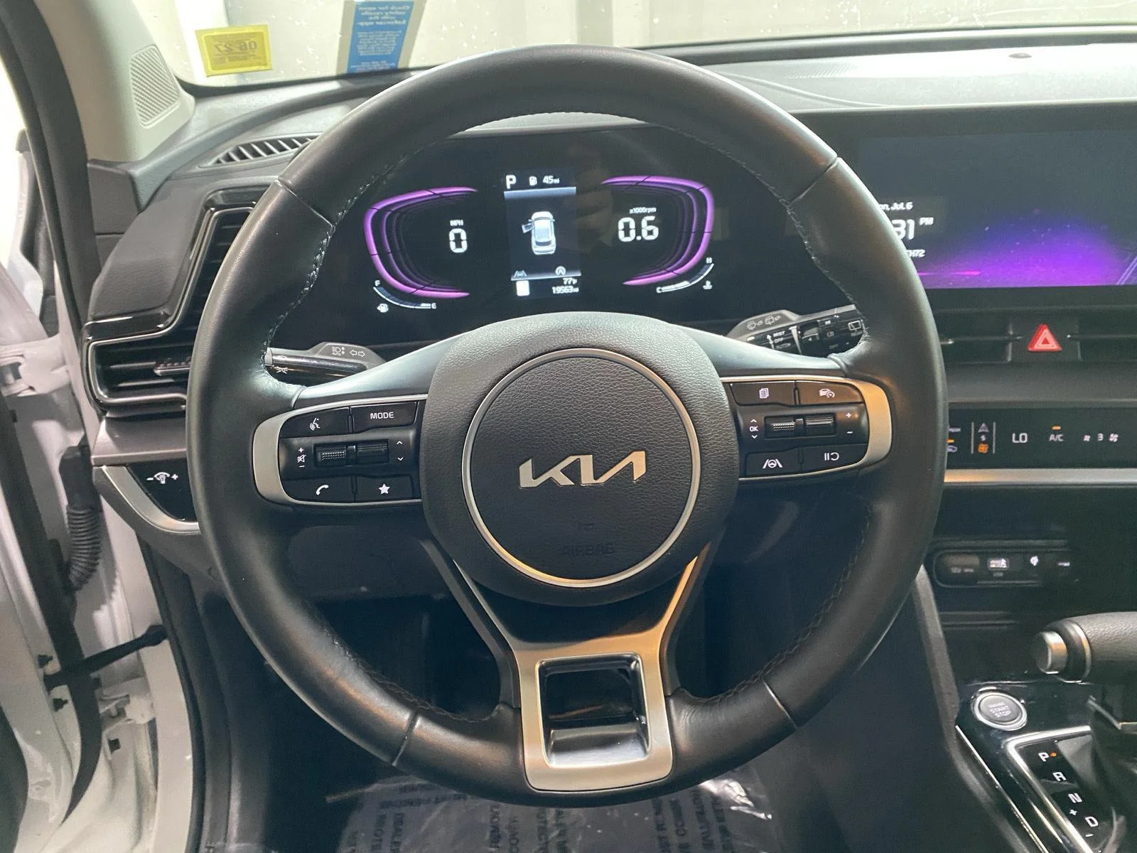 Used 2024 Glacial White Pearl Kia EX image 21