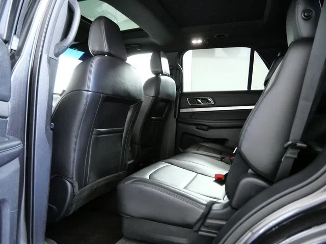Certified Used 2018 Gray Ford XLT image 13