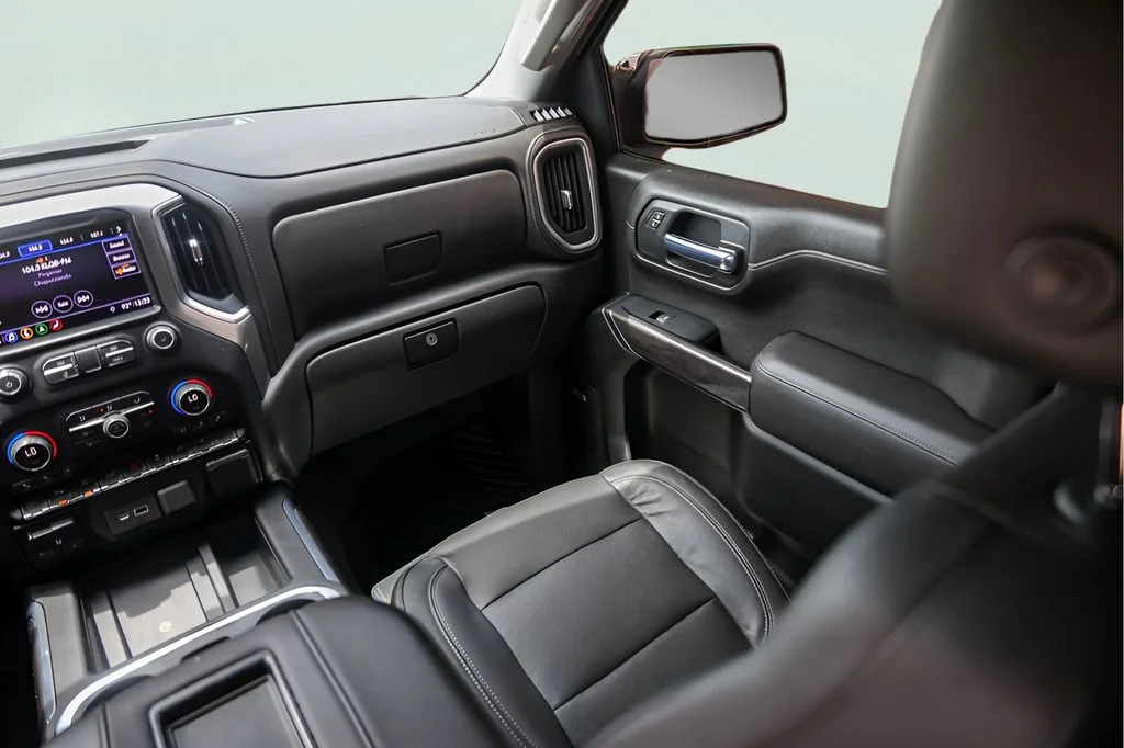 Used 2019 Brown Chevrolet LTZ image 32