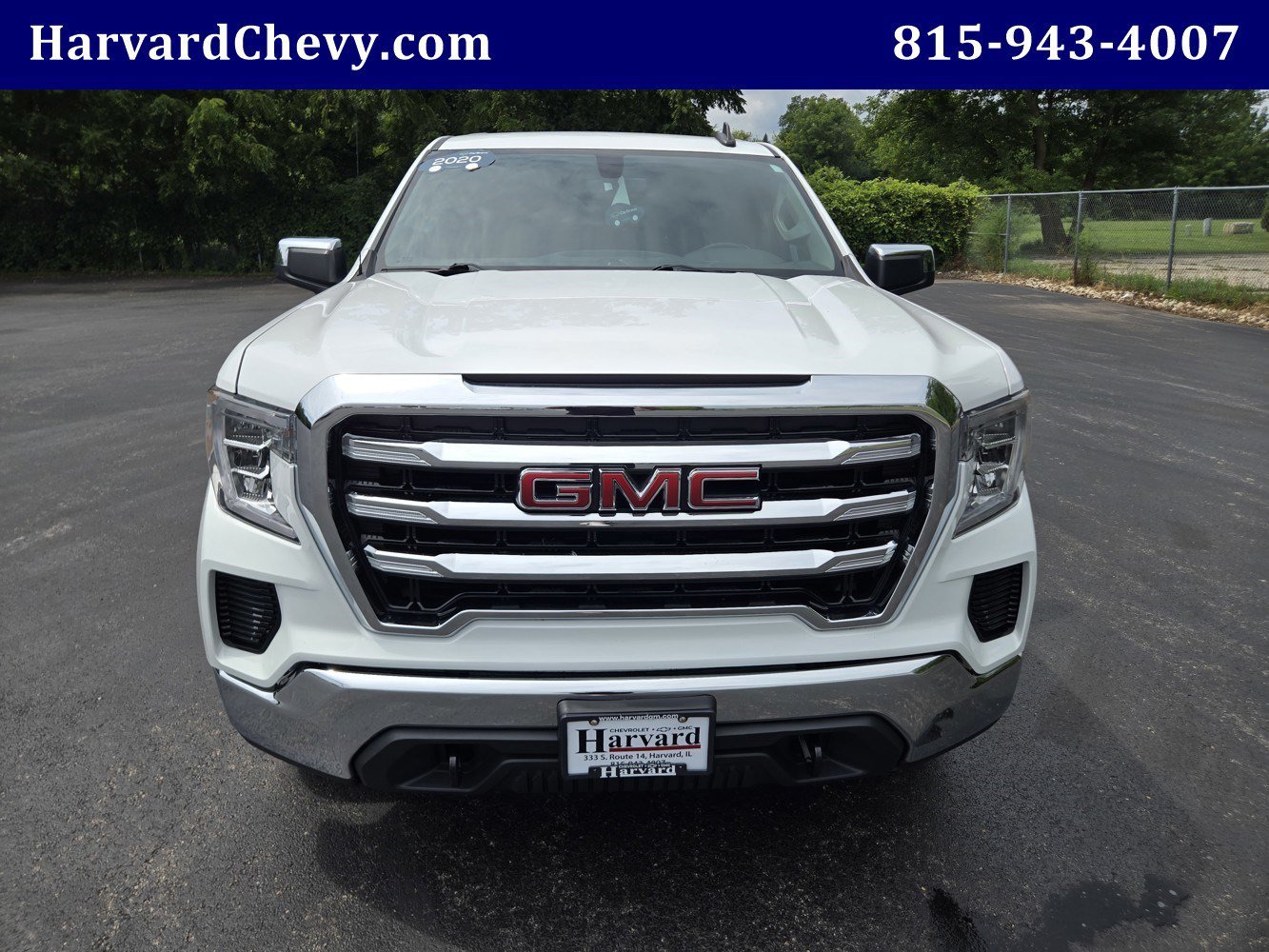 Used 2020 SUMMIT WHITE GMC SLE image 2