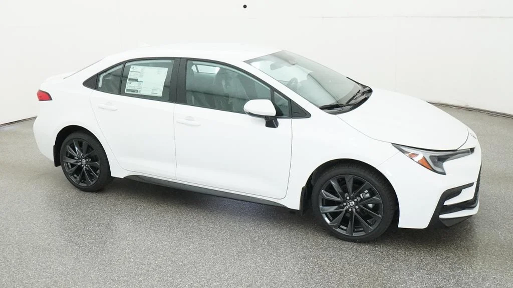 New 2026 Ice Cap Toyota SE image 18