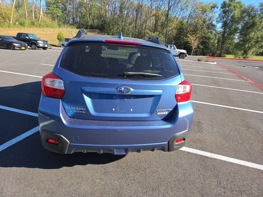Used 2017 Blue Subaru 2.0i Limited image 7