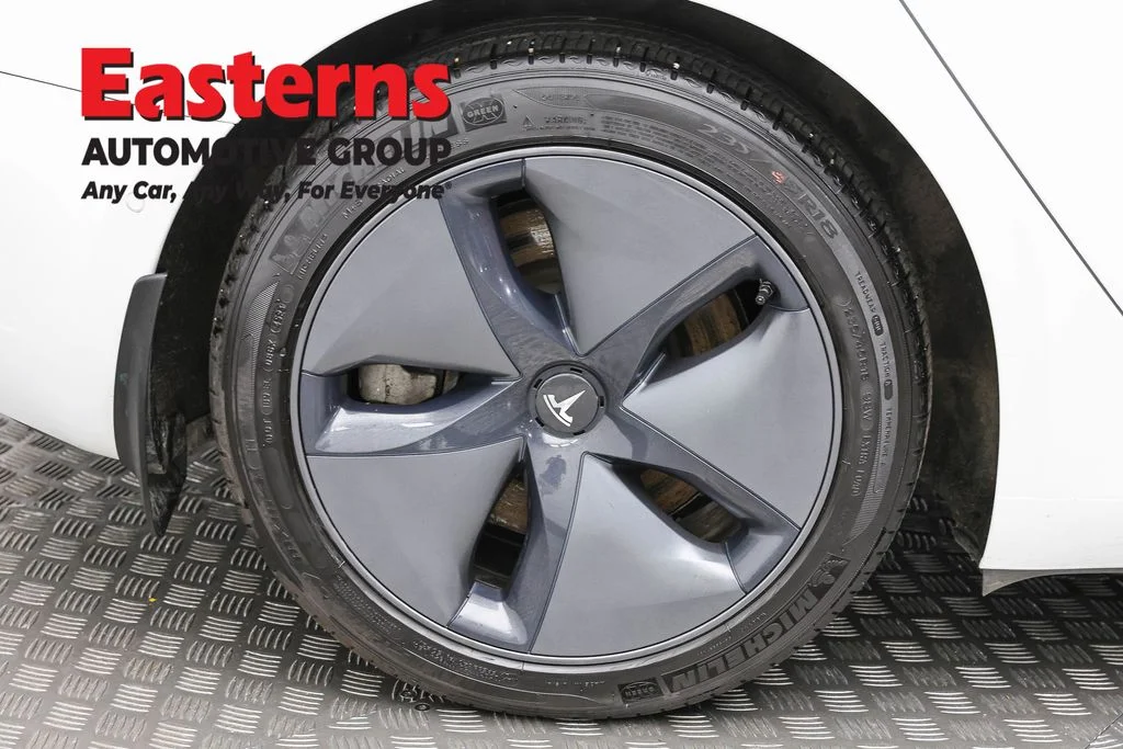Used 2020 White Tesla Long Range image 23