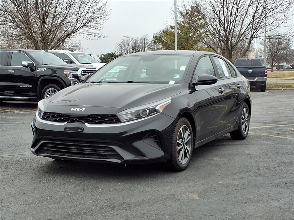 Certified 2023 Kia Forte LXS with VIN 3KPF24AD5PE519401 for sale in Kansas City