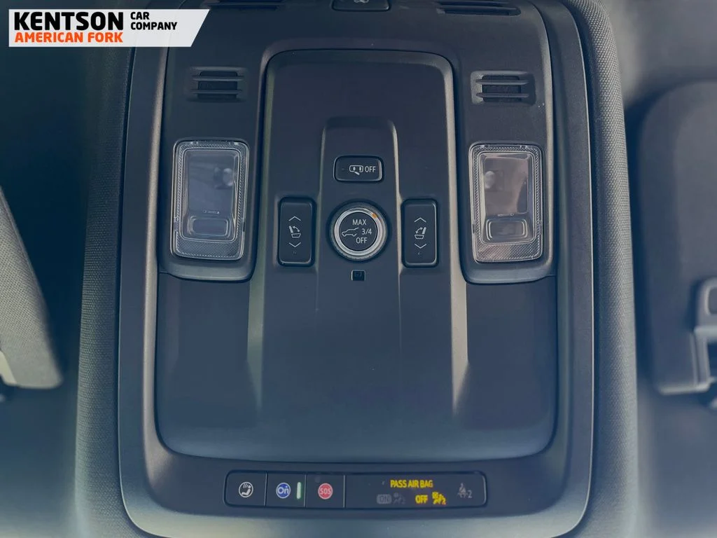 Used 2025 Gray GMC Denali image 38