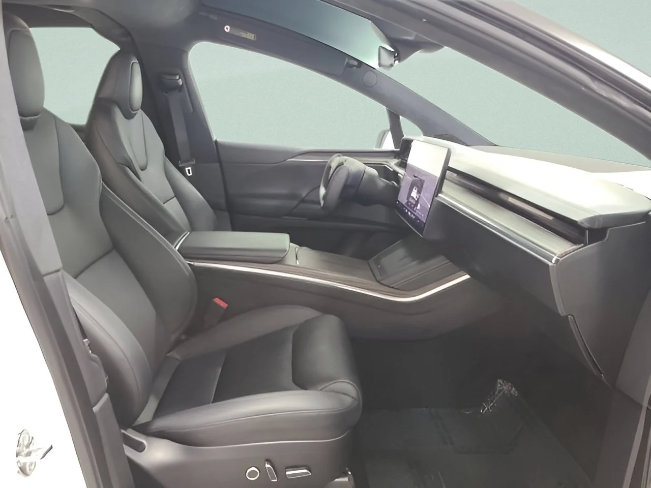 Used 2023 Pearl White Multi-Coat Tesla Standard Range image 9