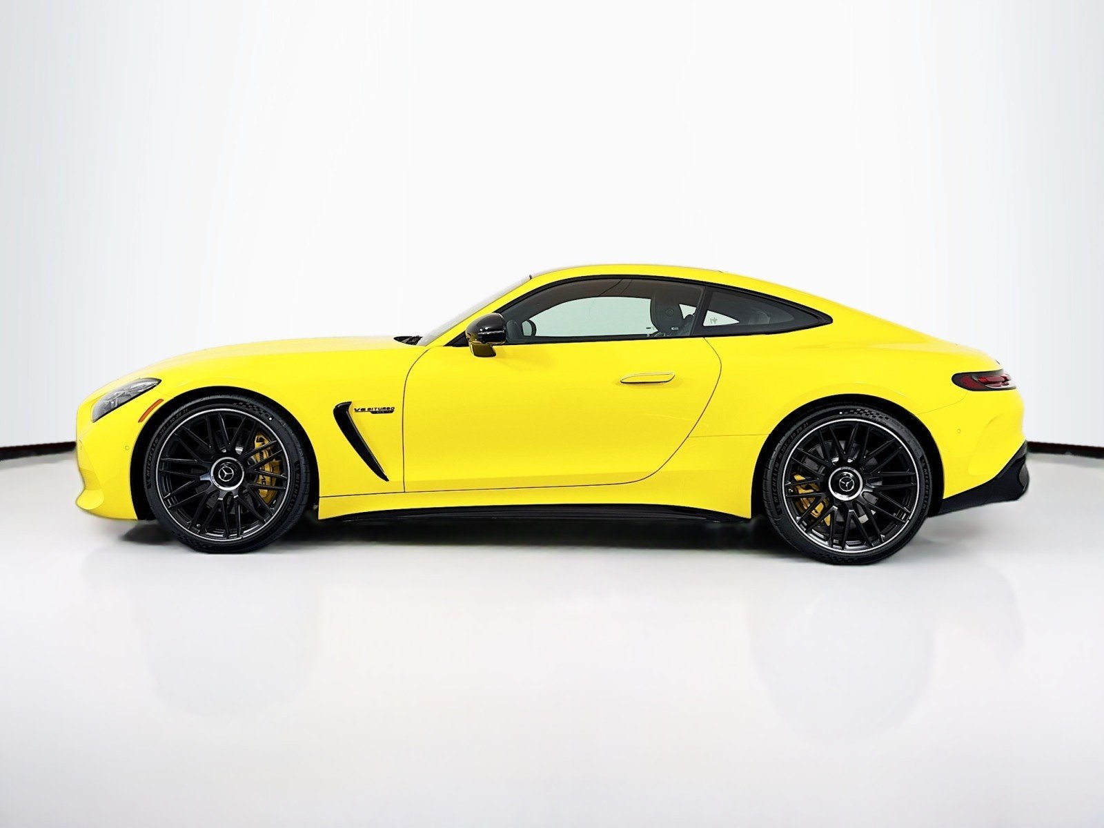 2025 Mercedes-Benz AMG GT Coupe 63 - Photo 8