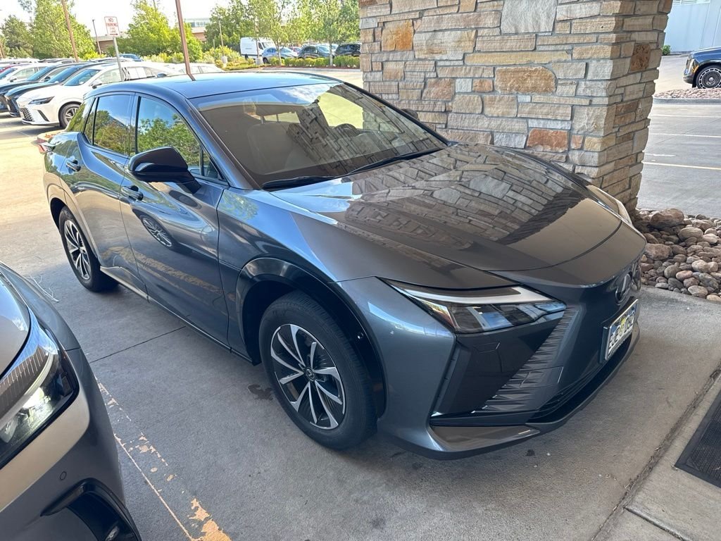Used 2024 Gray Lexus 450e Premium image 2
