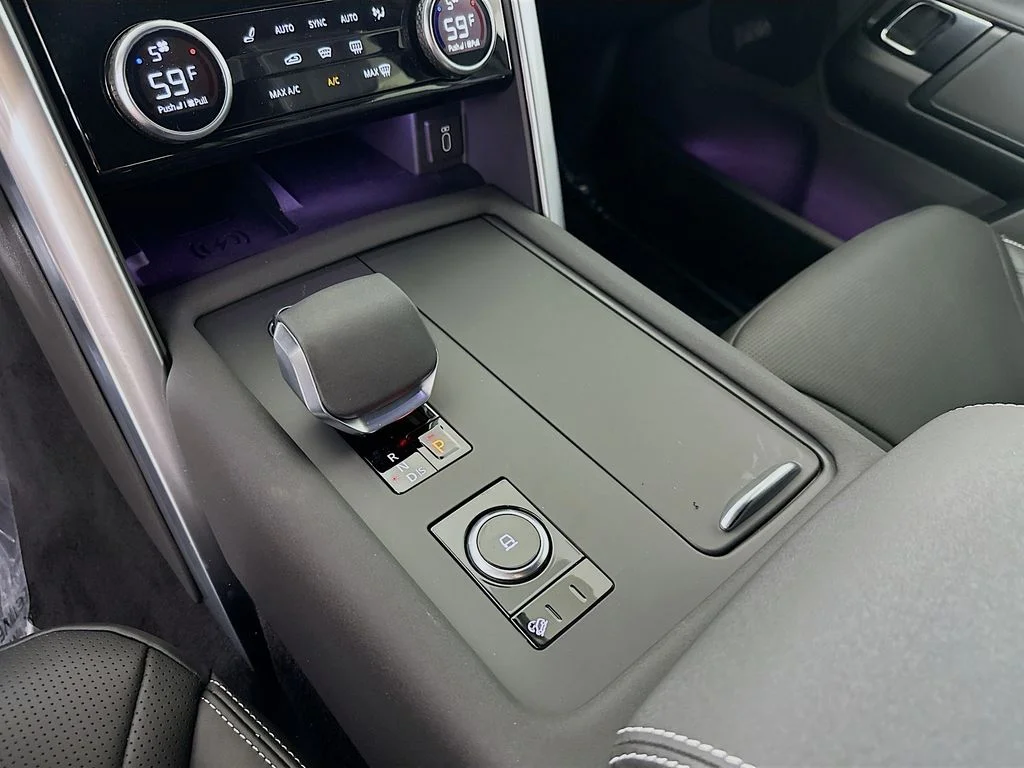 2026 Land Rover Discovery Dynamic SE - Photo 21