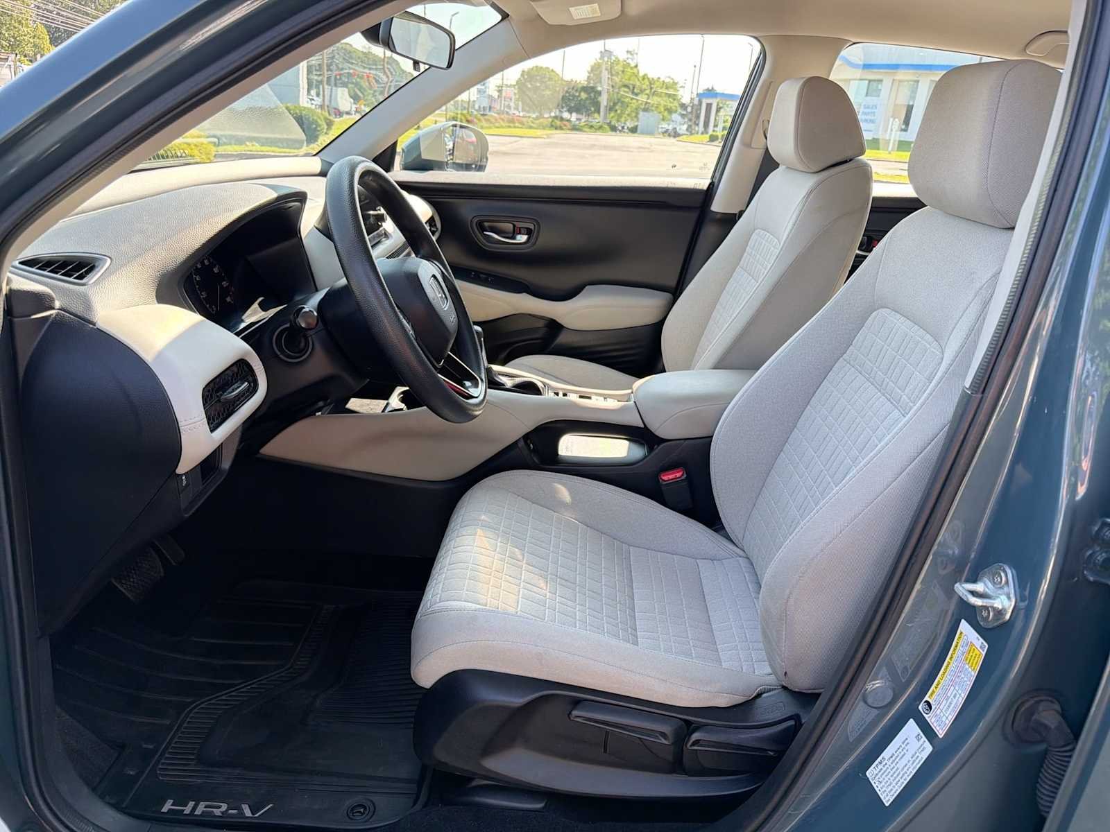 2023 Honda HR-V LX - Photo 11