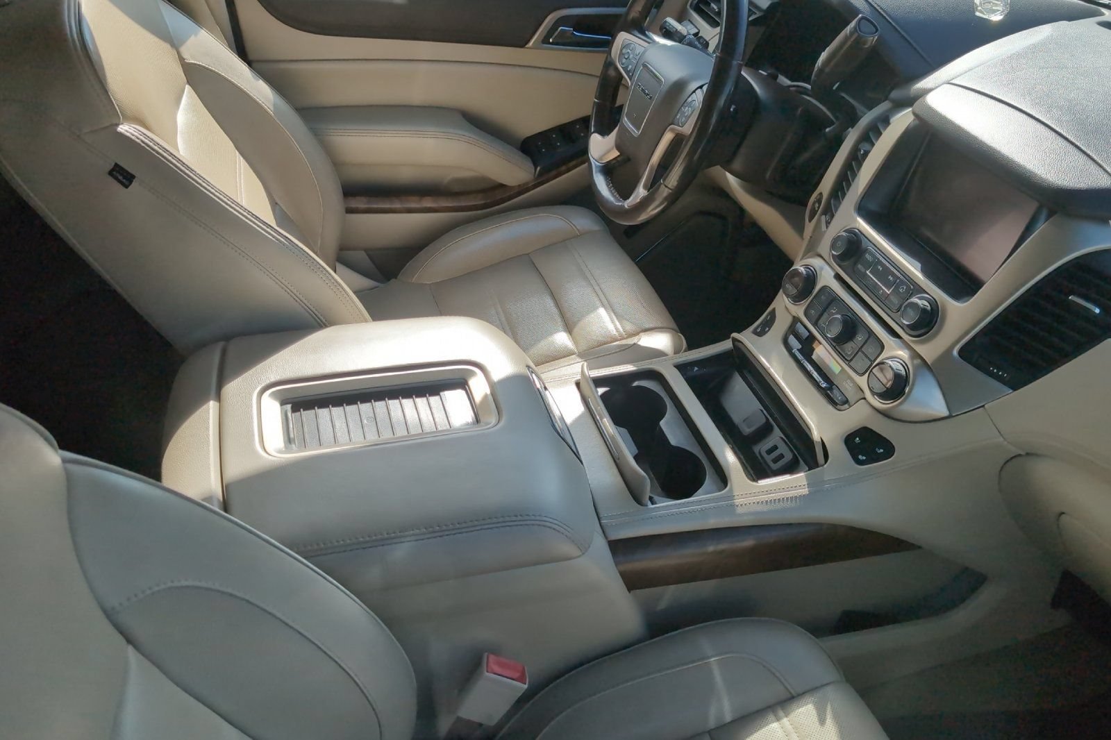 Used 2019 SUMMIT WHITE GMC Denali image 5
