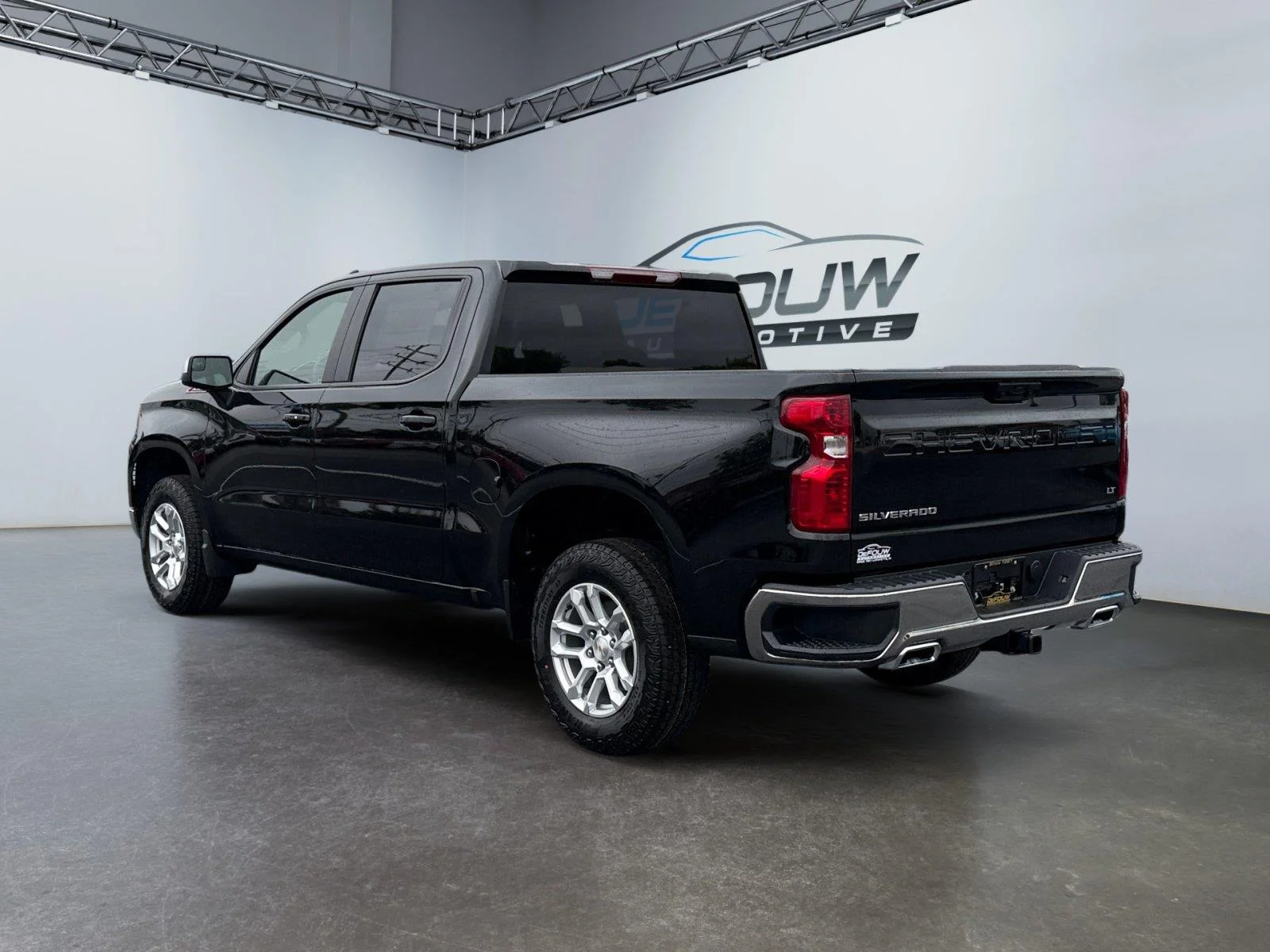 2026 Chevrolet Silverado 1500 LT - Photo 5