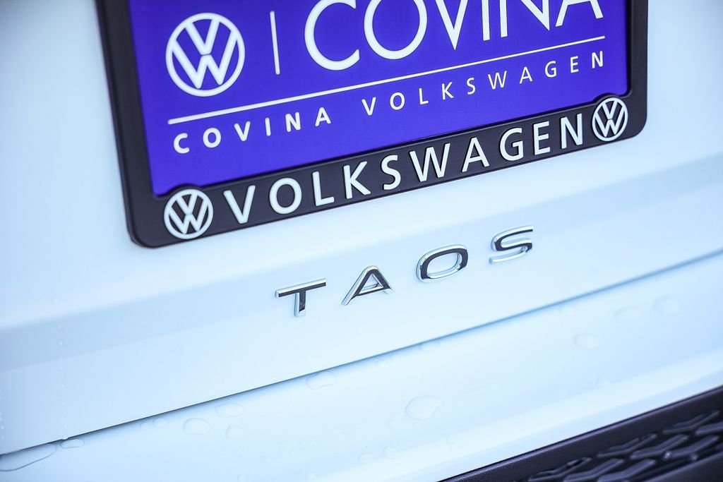 New 2026 White Volkswagen 1.5T S image 10