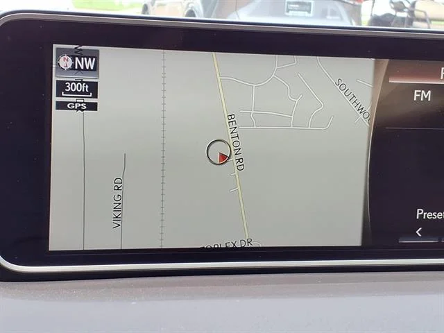 Used 2019 Satin Cashmere Metallic Lexus Base image 5