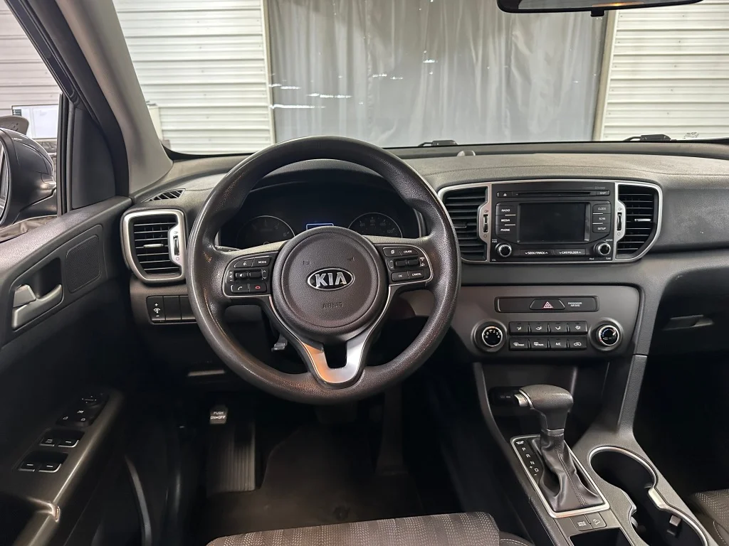 Used 2019 Kia Sportage LX with VIN KNDPM3ACXK7599397 for sale in Youngstown, OH