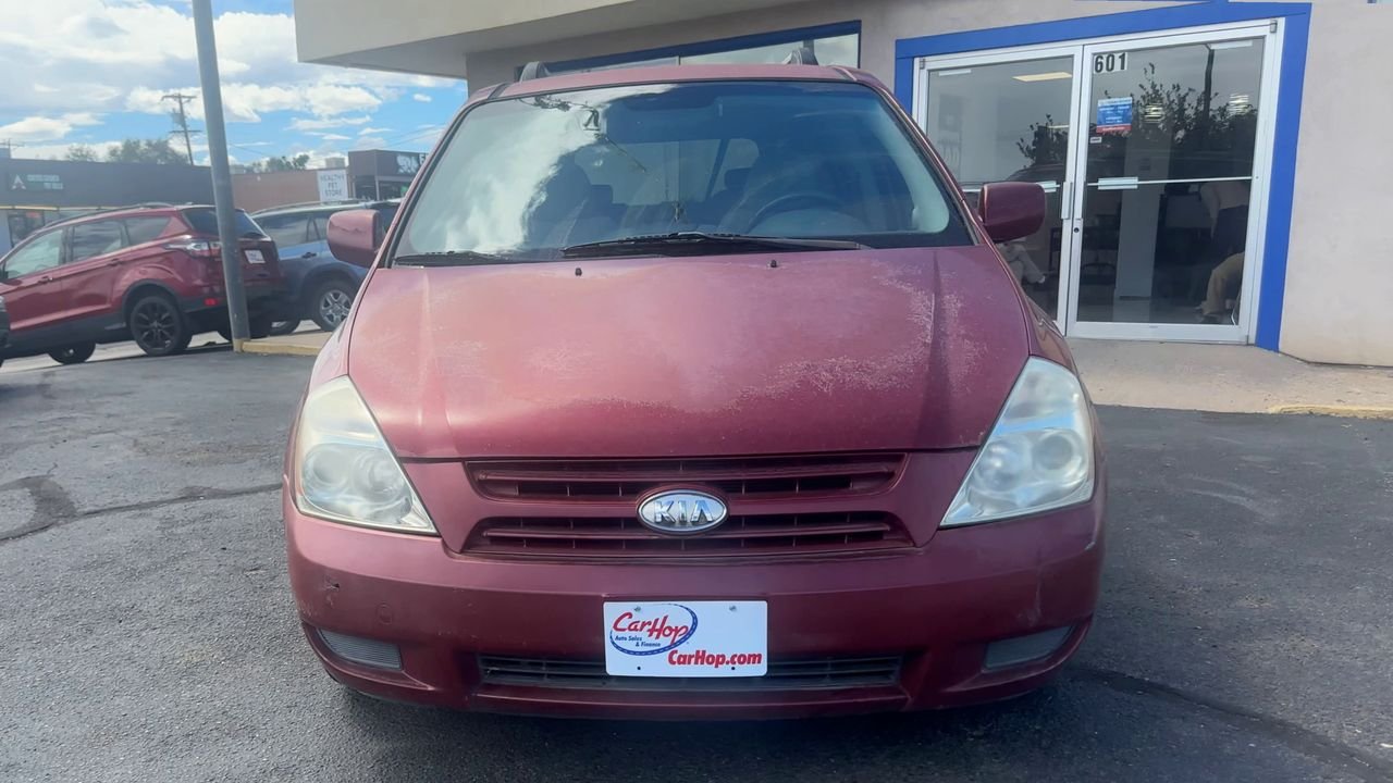 2008 Kia Sedona LX photo 3