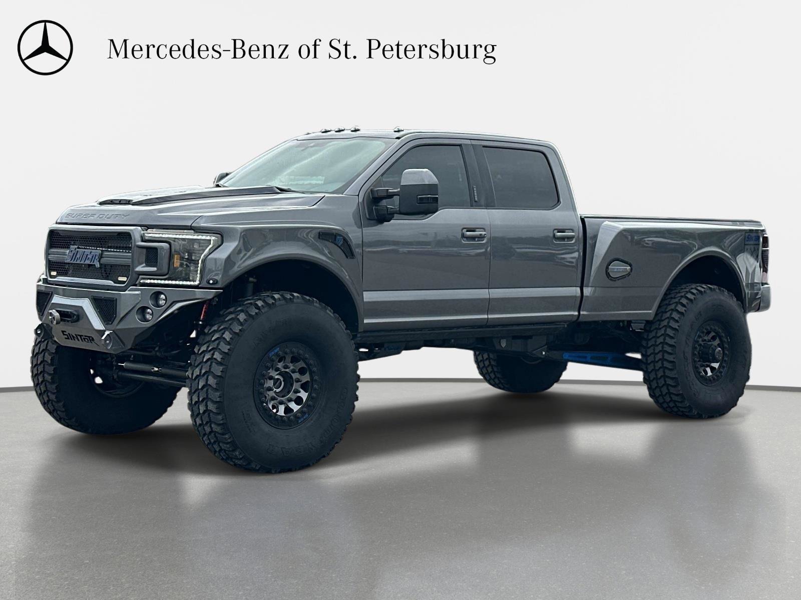 2022 Ford F-350 Lariat 4x4 Crew Cab 8' Box DRW's photo
