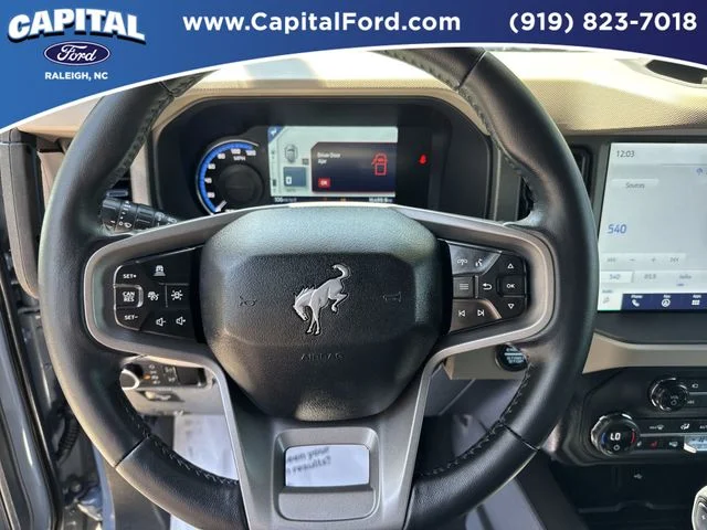 Used 2024 Gray Ford Wildtrak image 24