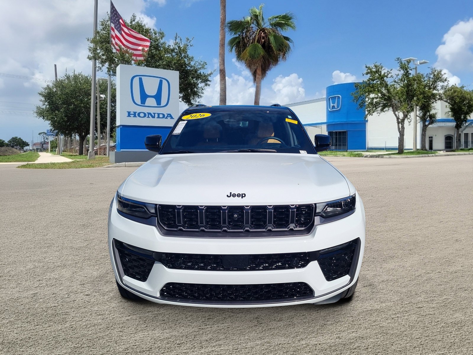 Used 2026 Bright White Clearcoat Jeep Summit image 2